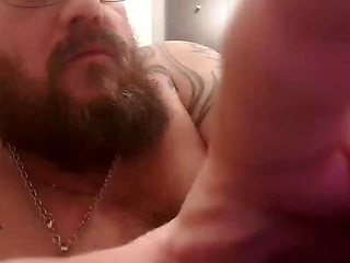Lederbikerhn while jerking off