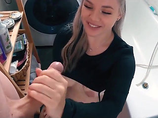 Morning Fuck in the Bathroom