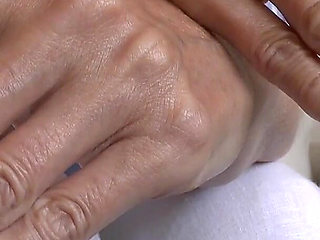 Elegant Summer Hands, Presented by Lady Victoria Valente