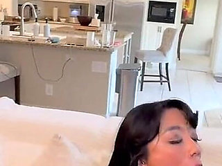 Its Complicated Ep 13 "family Reunion" - Gia and Jonjon