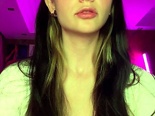 Amateur Webcam Teen Masturbates And Teases