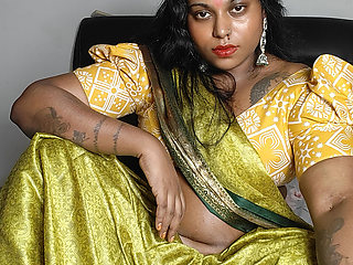 Thevudiya Mamiyar Ilaria Teaching Her Marumagal How to Be a Proper Slut