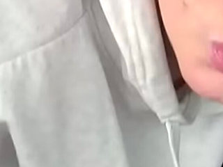 Gabriella Lunas sucks dick in car and gets cum in mouth