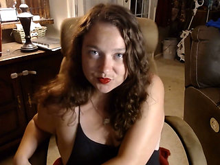 MILF Does a Cum Countdown for Submissive Little Bitches
