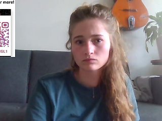 Shy Guitar Girl on Cam