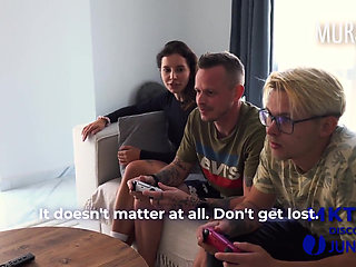 I Asked My Girlfriend to Fuck Me with a Juntame Toy