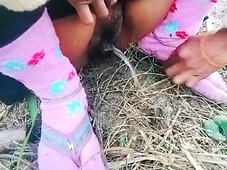 village bhabhi first time urineing video