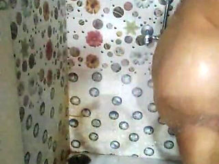 Desi Hot Bigboobs Puffy Nipples Aunty Nude Bathing Show for Stepbrother Unty