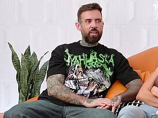 International Model Catherine Knight gets Wrecked in Threesome