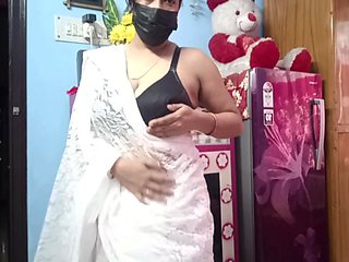 Horny Indian Aunty With Big Tits Changes Saree And Plays With Hairy Pussy, Mature Stepmom Fantasy
