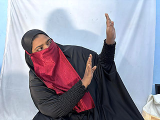 Desi hijab badde doodh wali sales girl ko Choda