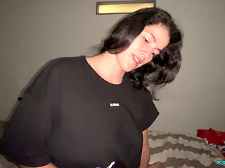RICH SEX WITH LATINA WITH BIG ASS, SHE WAS IN MY BED AND SHE MEASURES HER PUSSY