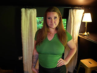 Bully Becomes Stepmom's Bitch HD