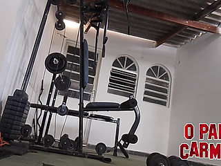 Camera Films Naked Crown at the Gym