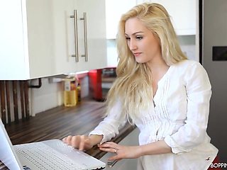Rachelle - Undress for Dinner
