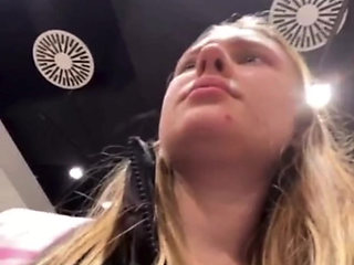 Extreme show in the changing room with jucielussie