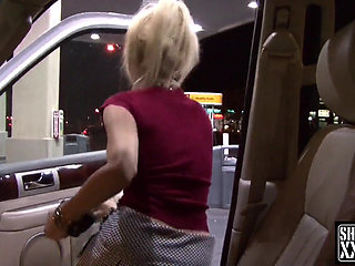 Barbi sucked by dick in the gas station restroom