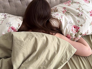 Horny Stepsis Invites Stepbro to Fuck Her. Ends with Huge Cumshot