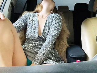 Stacy_via's Risky Public Orgasm in Underground Parking - Squirting & Moaning