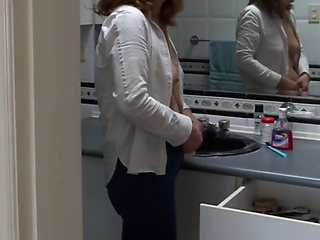 My sister-in-law loves showing off while she asks me to show her my cock and jerk off