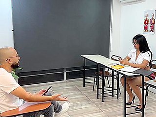 Fucking My Math Teacher To Help Me Get Through The Year - Porn In Spanish