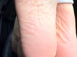 Solo masturbation and the foot fetish