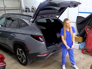 Real-life beauty Ashley Tee gets a rough anal fuck in a cfnm threesome