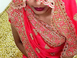 Desi Bhabhi Fucks Devar on Duty - Indian Village Sex with Big Ass & Natural Tits