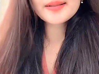 Aulia Rahma Lubis’ Viral Indonesian Heat in a Massage Rush