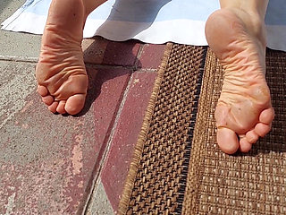 Selena's outdoor games