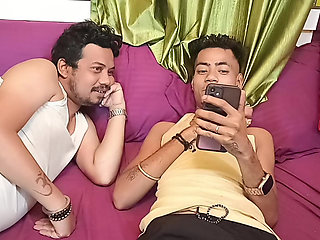 Three some sex with indian women