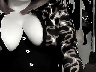Foot Fetish Video Homemade, Mistress and Her Slaves Having Feet Fun