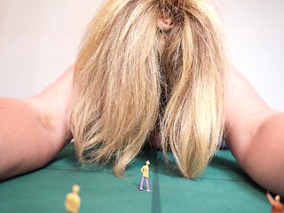 Yoga with a Giantess