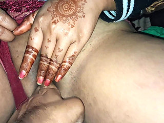 Hindi talk & Fingering just saved Pussy