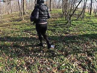 Milfycalla Compilation of Outdoor Fun, Sex in Nature Is Great Ep 4