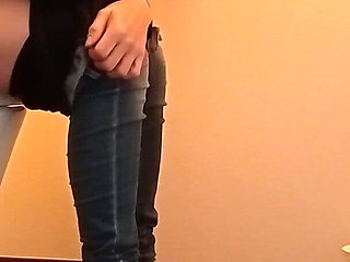 Mature Women's Pee Videos: 2-hour Summary
