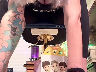 Snack-sized 67 Giantess Vs. Tiny Meal