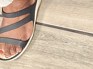 Good Morning Breakfeet and Strawberry Toes