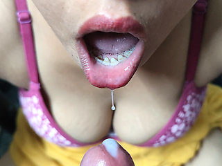 hot bhabhi ki face per maal nikal diya cum in mouth Big Cumshot on Face, Desi Porn video.