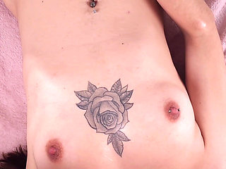 Romantic Bedsex with Facial Cumshot