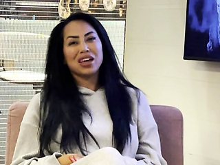 Cock Bulge In Public While Girls Stare In Disbelief