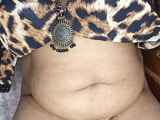 Indian BBW Wife Showing Her Figure Clear Hindi Audio Fantasy