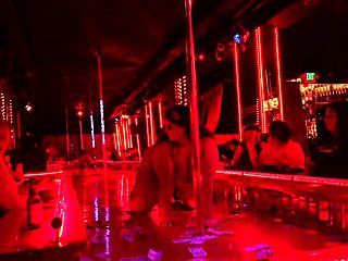 Cute amateur teen reality gangbang