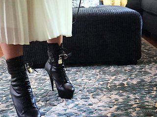 Maitresse Madelines solo foot fetish POV