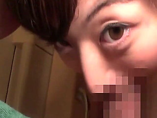 [secret Sex Work] Sexy Older Sister in a Miniskirt and Sleeveless Skirt, Overexposed and