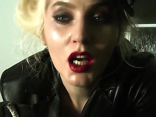 Pornstart Leather Domination