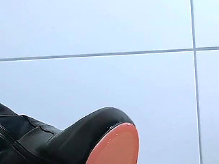 Disgust Training with Lena