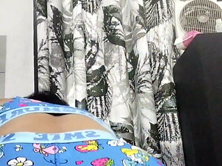 Sexy Filipina MILF, Shaking, Rubbing, & Smacking Her Big Smurf Ass & Pussy