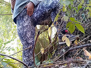 Mature stepmom fucks herself doggystyle outdoors