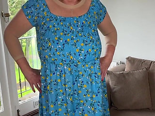 Aunty Sandra Layered up Again for You Vgq54